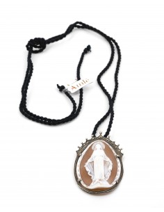 Collana Amlè con Cordino Nero, Pendente in Corno e Argento Brunito