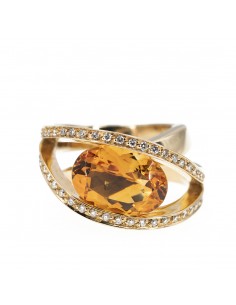 Anello prodotto da Leaderline realizzato in oro giallo con quarzo citrino e diamanti taglio brillante ct. 0.45